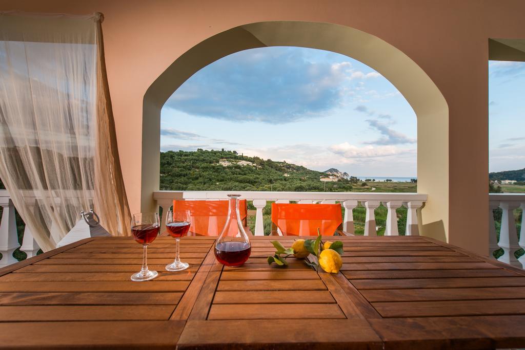 Gerovasis With Sea View Apartament
